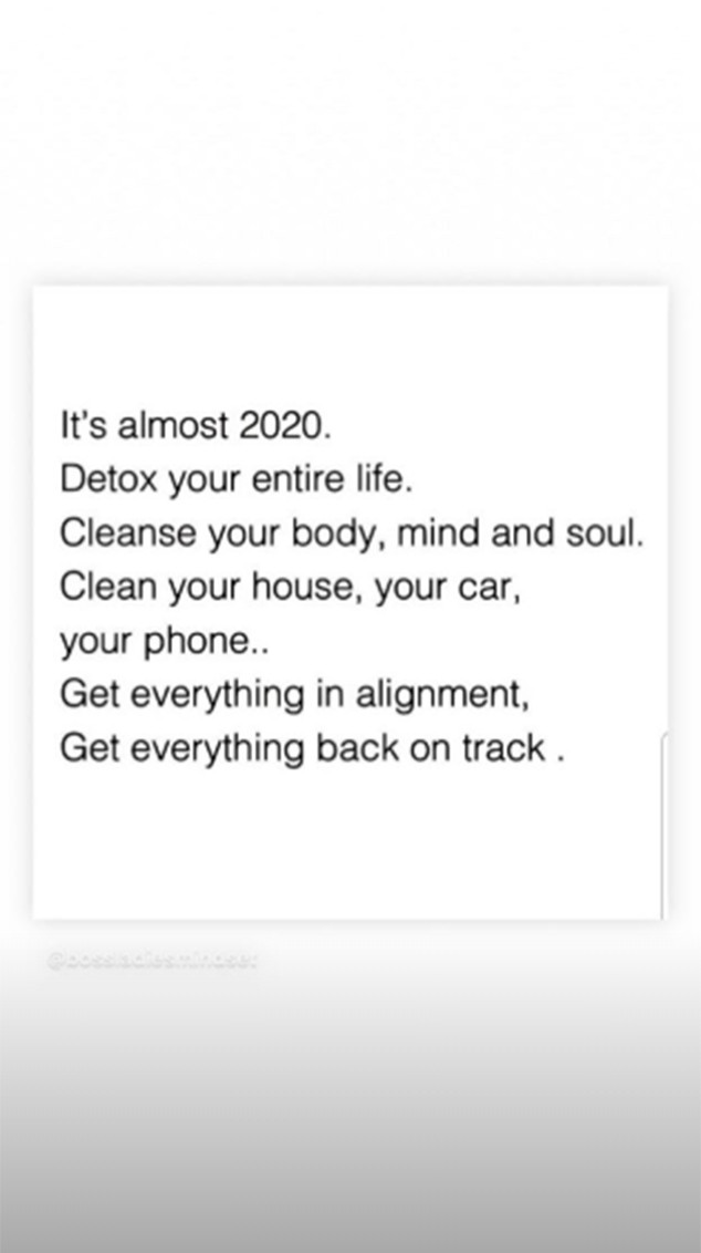 Photos From Khloe Kardashian S Inspirational Instagram Quotes E Online